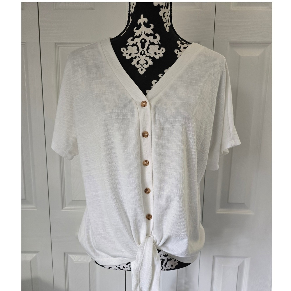 Above and Beyond Womens White Slub Knit Button Front Tie Hem Top KT1112P PL‎